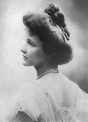 Nancy Astor pierwsza kobieta w parlamencie brytyjskim